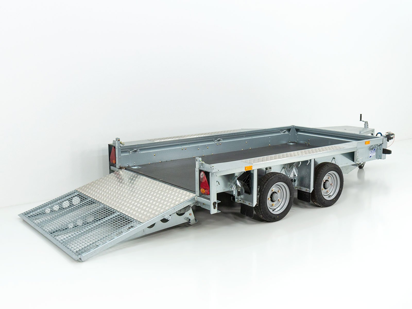 0370_01 Ifor Williams Baumaschinenanhänger GX105 157×303 2,7t|Auffahrrampe – Bild 1